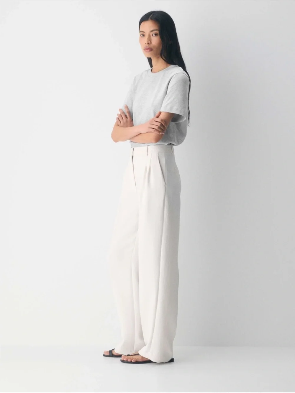 Aritzia Effortless Pants in Light Birch - Picture 2 of 2